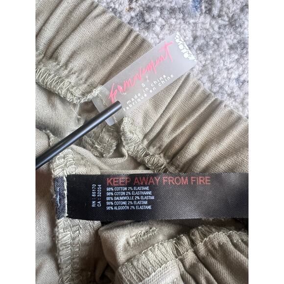 Free People FP Movement Voyage Cargo Straight Leg Desert Taupe Small waist 28.5" - Picture 9 of 12